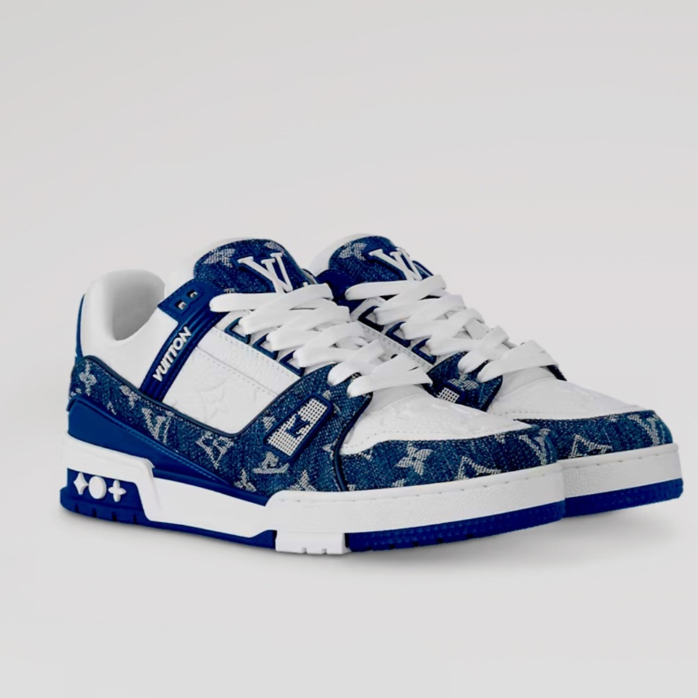 Louis Vuitton women trained sneakers